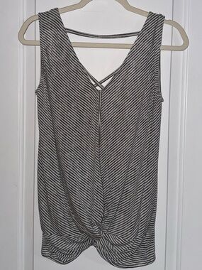 Daytrip Buckle Gray and White Striped Twist-Front Tank